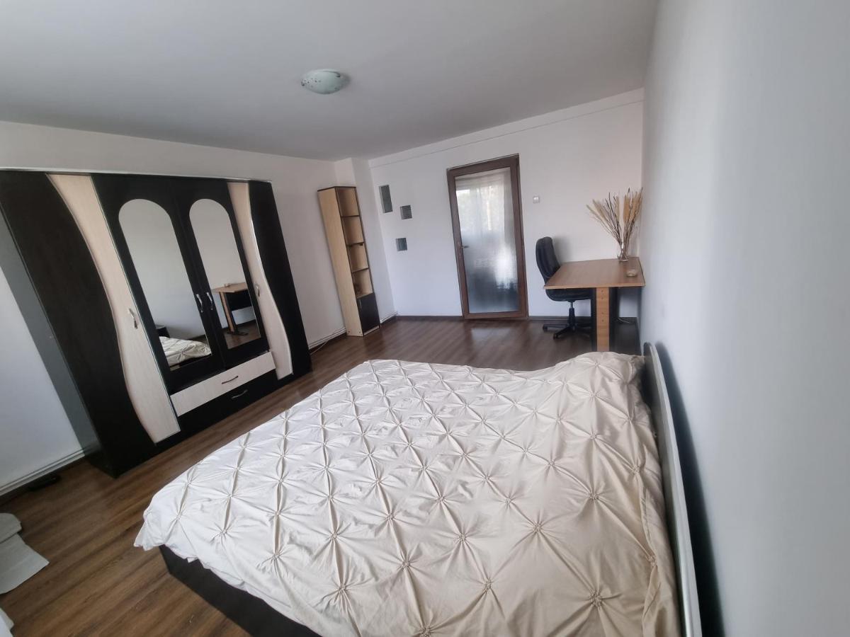 Apartament Central Pitesti Exterior photo